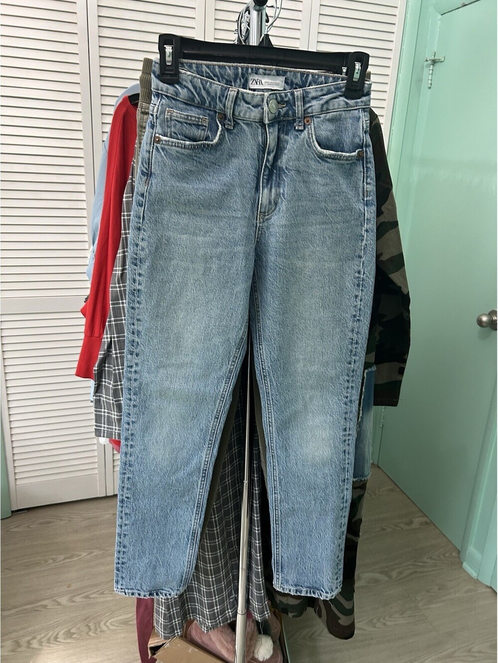 Zara Womens Size 2 Classic Light Blue Straight Leg Denim Jeans 25" waist #28